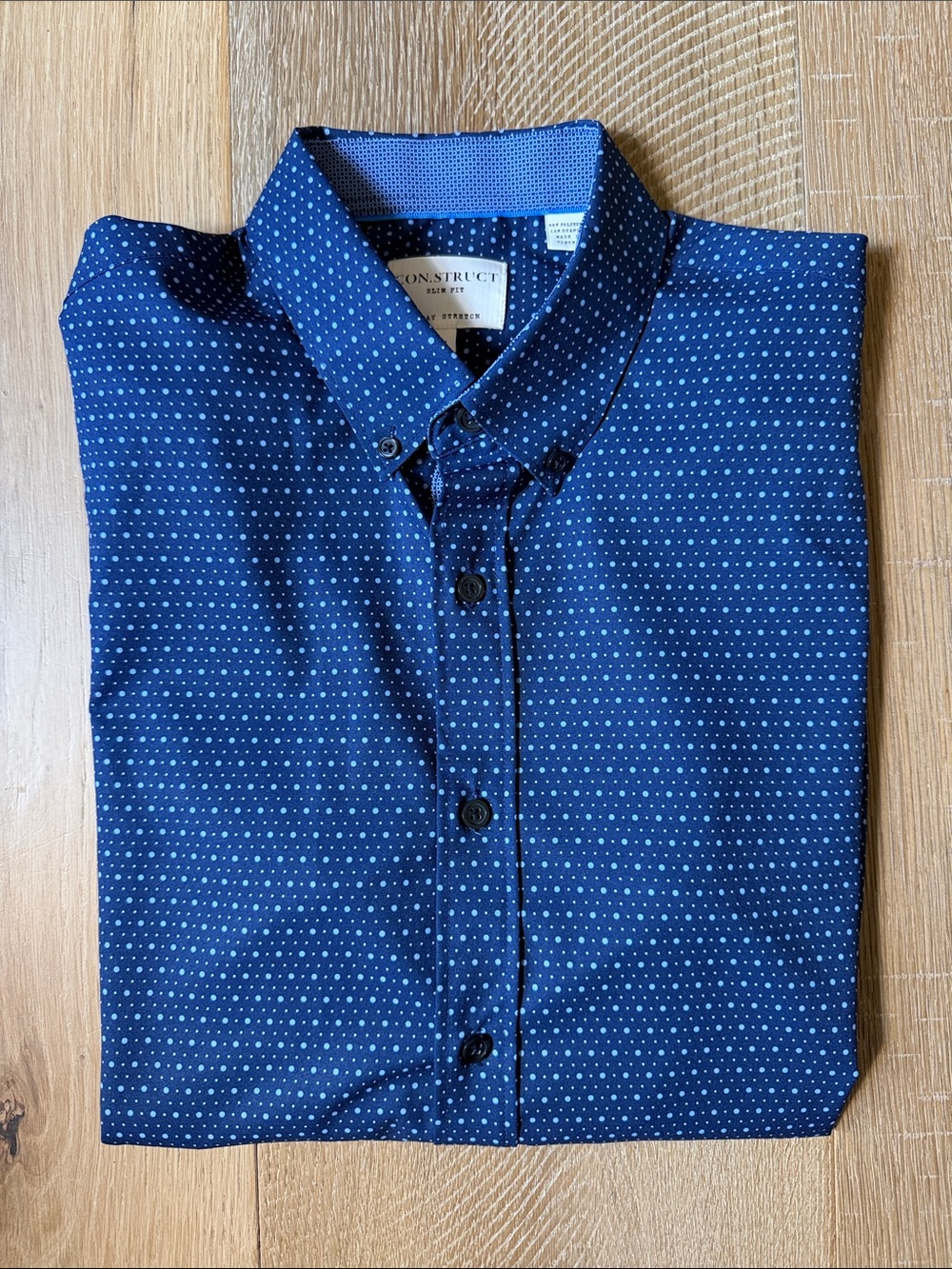 Construct Navy Dot Short Sleeve Button-Down Shirt - Men Size M